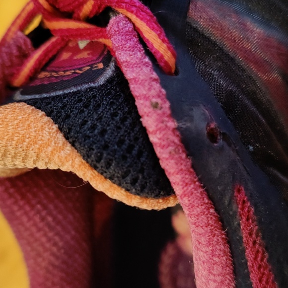 Brooks Cascadia 11 womens trail running shoes size 9 - Picture 13 of 14